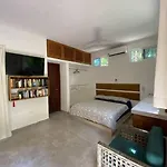 Cozumel Island - Cozy & Romantic Jungle Bungalow - Wifi/Netflix